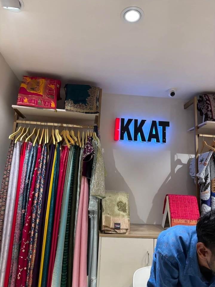 Ikkatdoor store